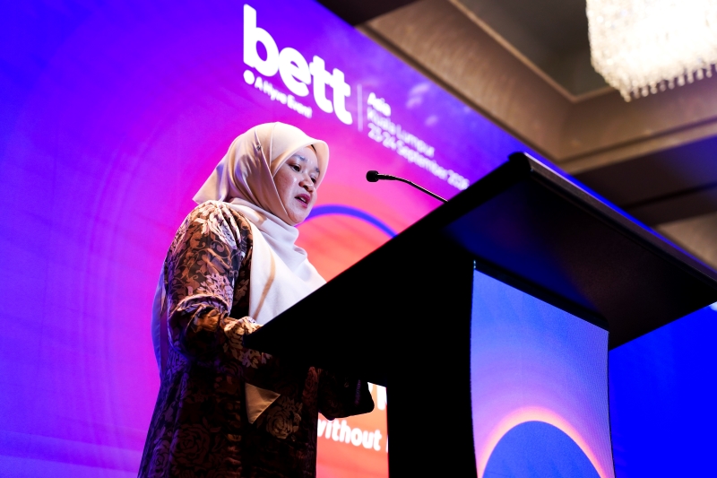 Malaysia education Blueprint in addressing education technology