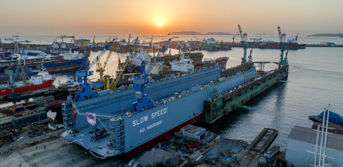 Hareket Dock Launch Sets Turkish Record