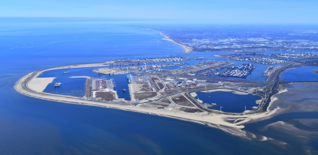 Port of Rotterdam Building New Site at Maasvlakte 2 | Breakbulk