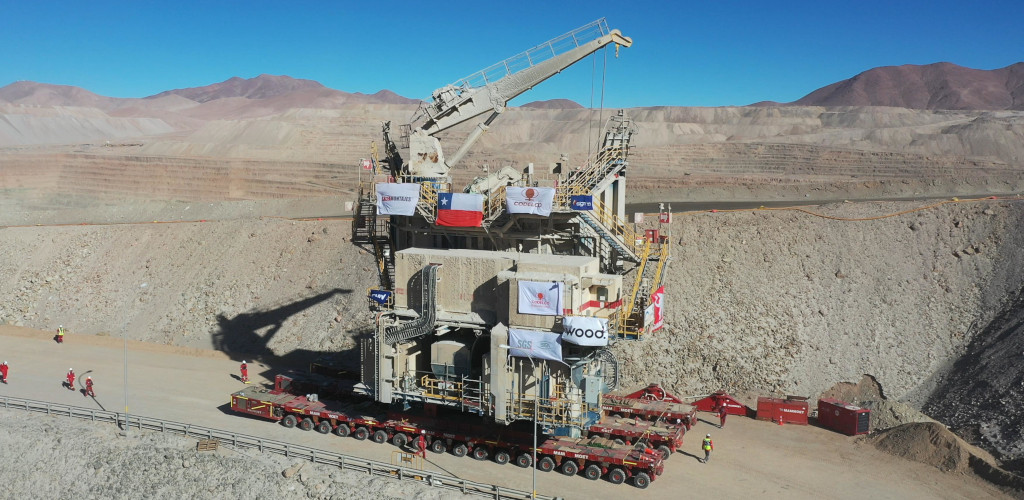 Mammoet Moves Crusher Parts for Chile Mining Giant