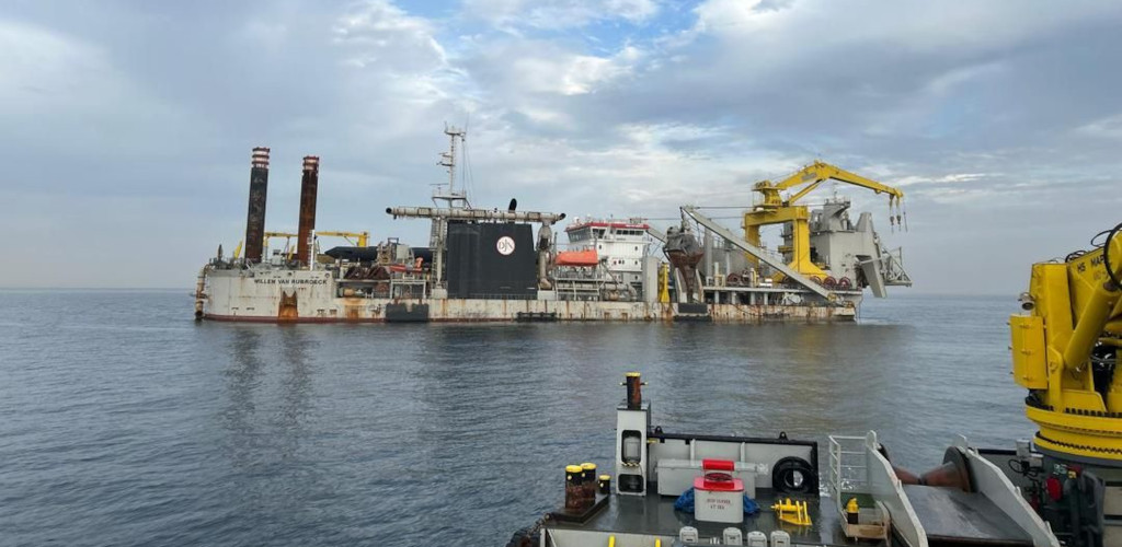 DP World Starts Dredging Work at New Senegal Port