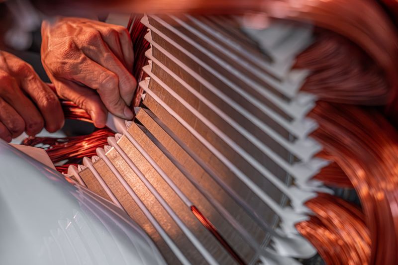 Le tendenze nel settore delle macchine per l'avvolgimento di bobine che stanno plasmando la produzione di nuova generazione