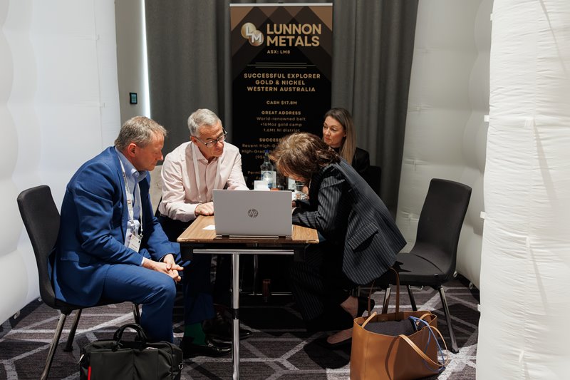 121 Mining Investment London